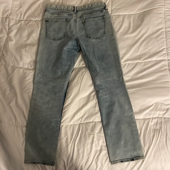 Old Navy White Washed Jeans - Picture 2 of 3